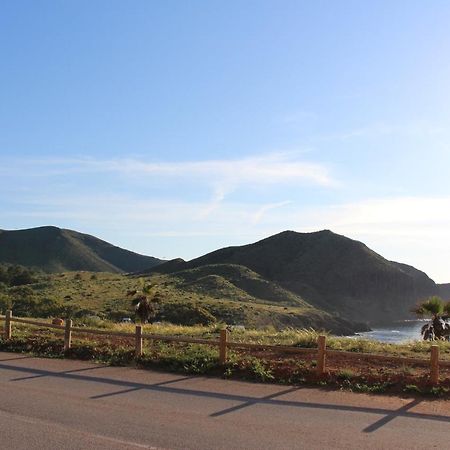 Apartamento De 3 Dormitorios A 60 M De La Playa En La Isleta, Cabo De Gata Ла-Ислета-дель-Моро Экстерьер фото