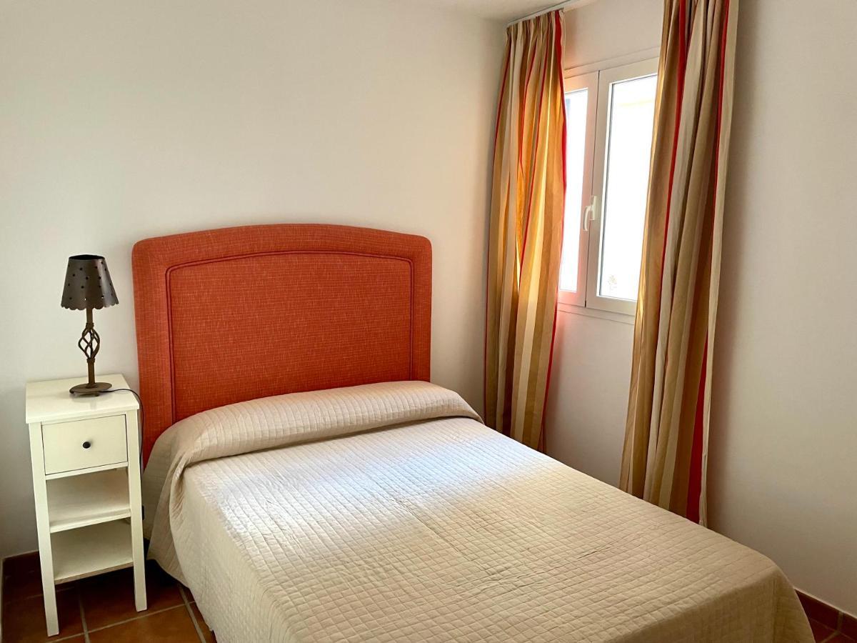 Apartamento De 3 Dormitorios A 60 M De La Playa En La Isleta, Cabo De Gata Ла-Ислета-дель-Моро Экстерьер фото