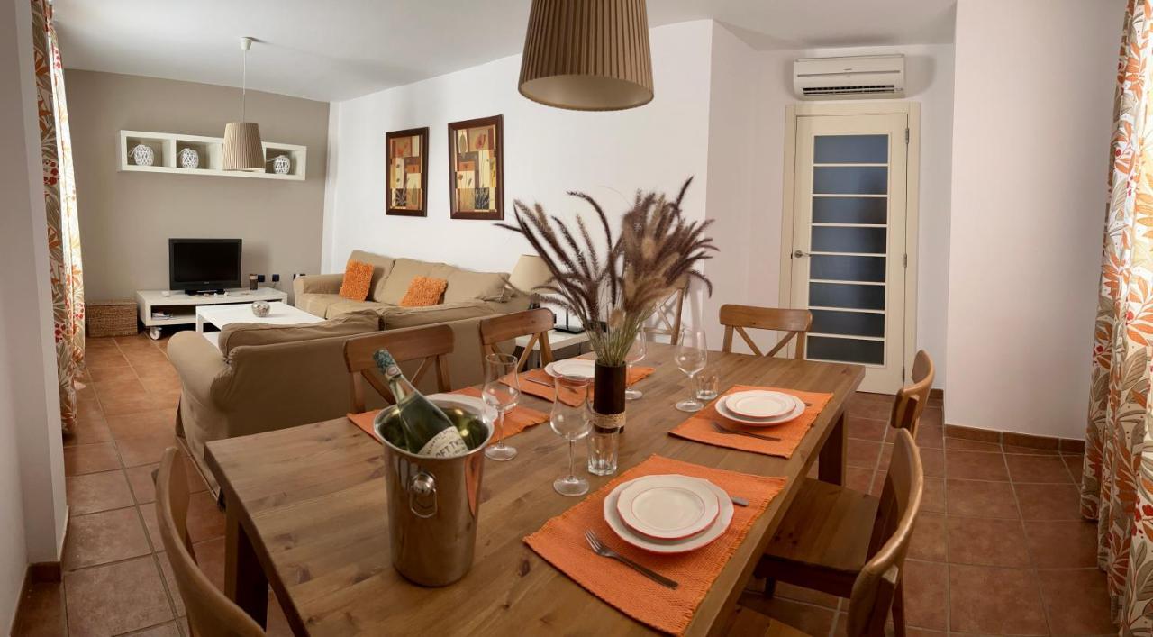 Apartamento De 3 Dormitorios A 60 M De La Playa En La Isleta, Cabo De Gata Ла-Ислета-дель-Моро Экстерьер фото